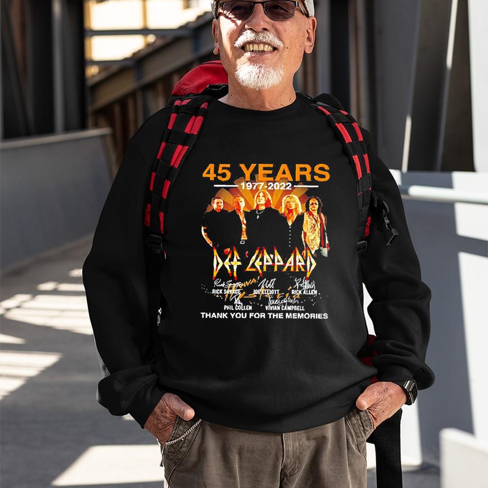 45 Years 1977 2022 Rick Savage Joe Elliott Rick Allen Phil Collen Signature Thank You For The Memories Shirt 1 Thebeatlestshirt News