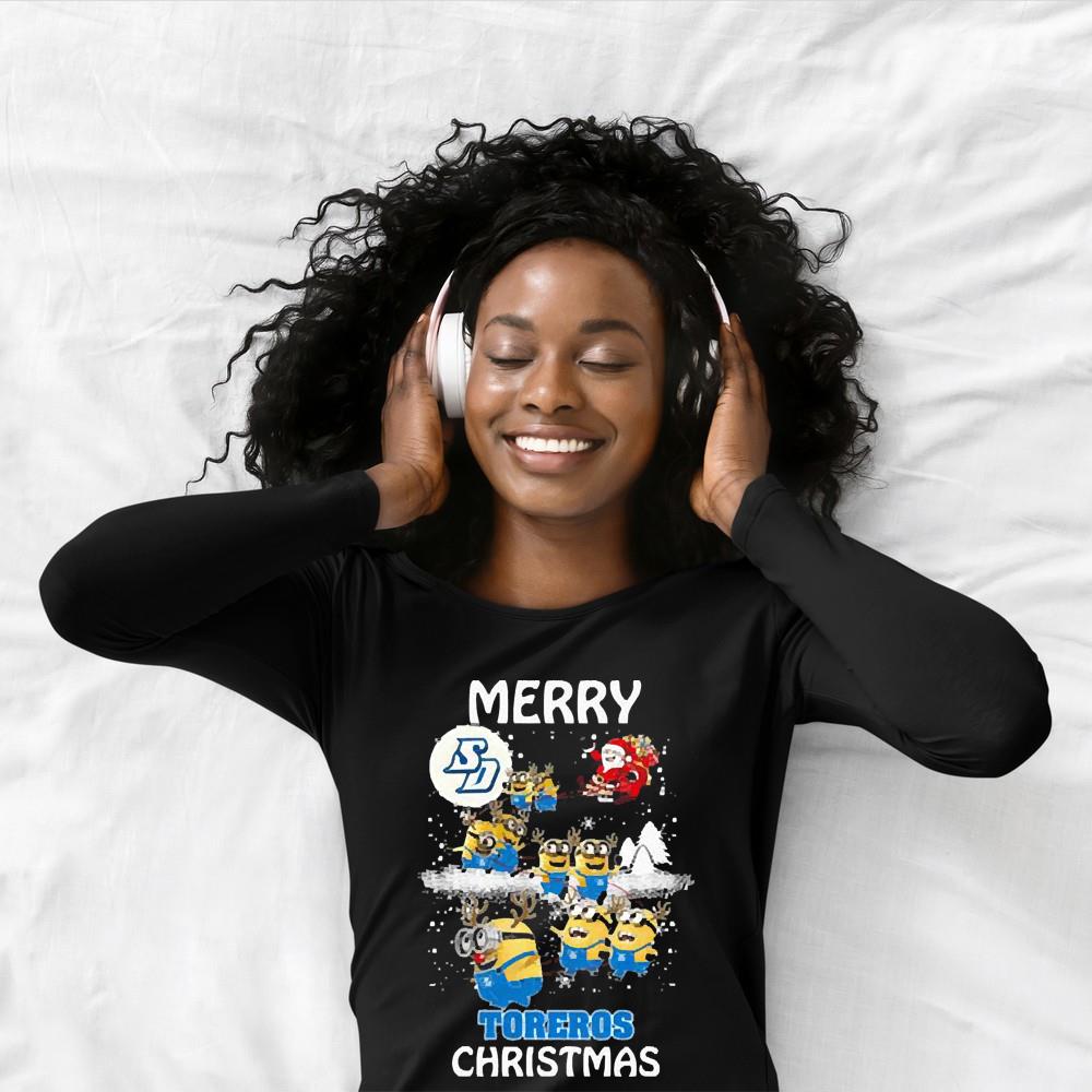 Santa Claus With Sleigh Favorable San Diego Toreros Minion Christmas Shirt