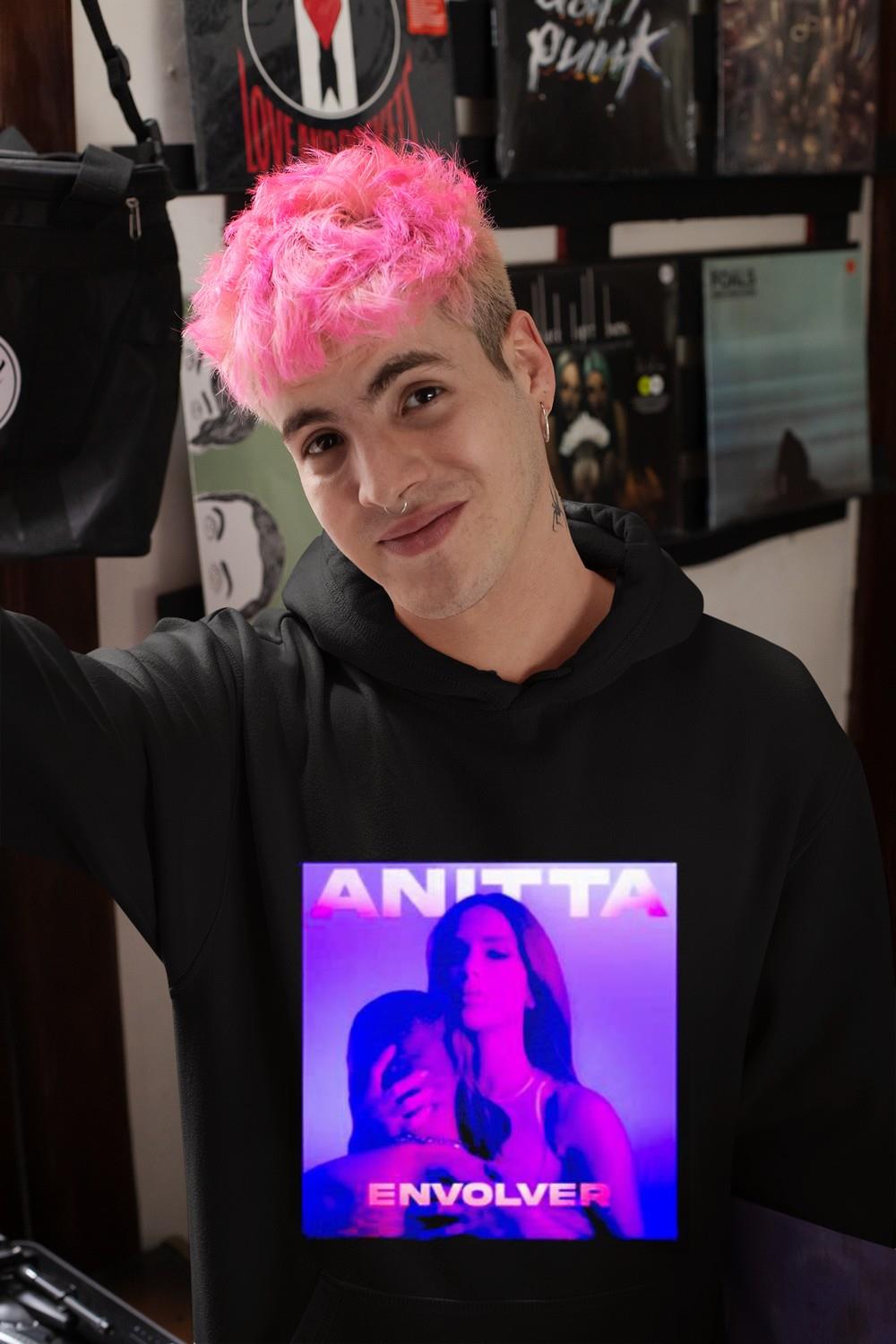Anitta Envolver shirt