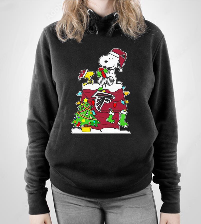 NFL Atlanta Falcons Snoopy And Woodstock Christmas Shirt