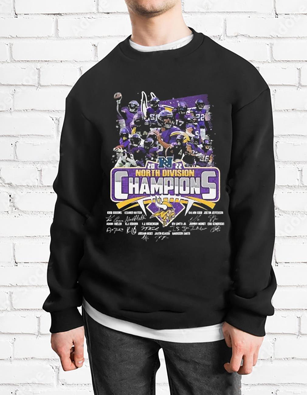 Minnesota Vikings 2022 North Division Champions Signatures Shirt