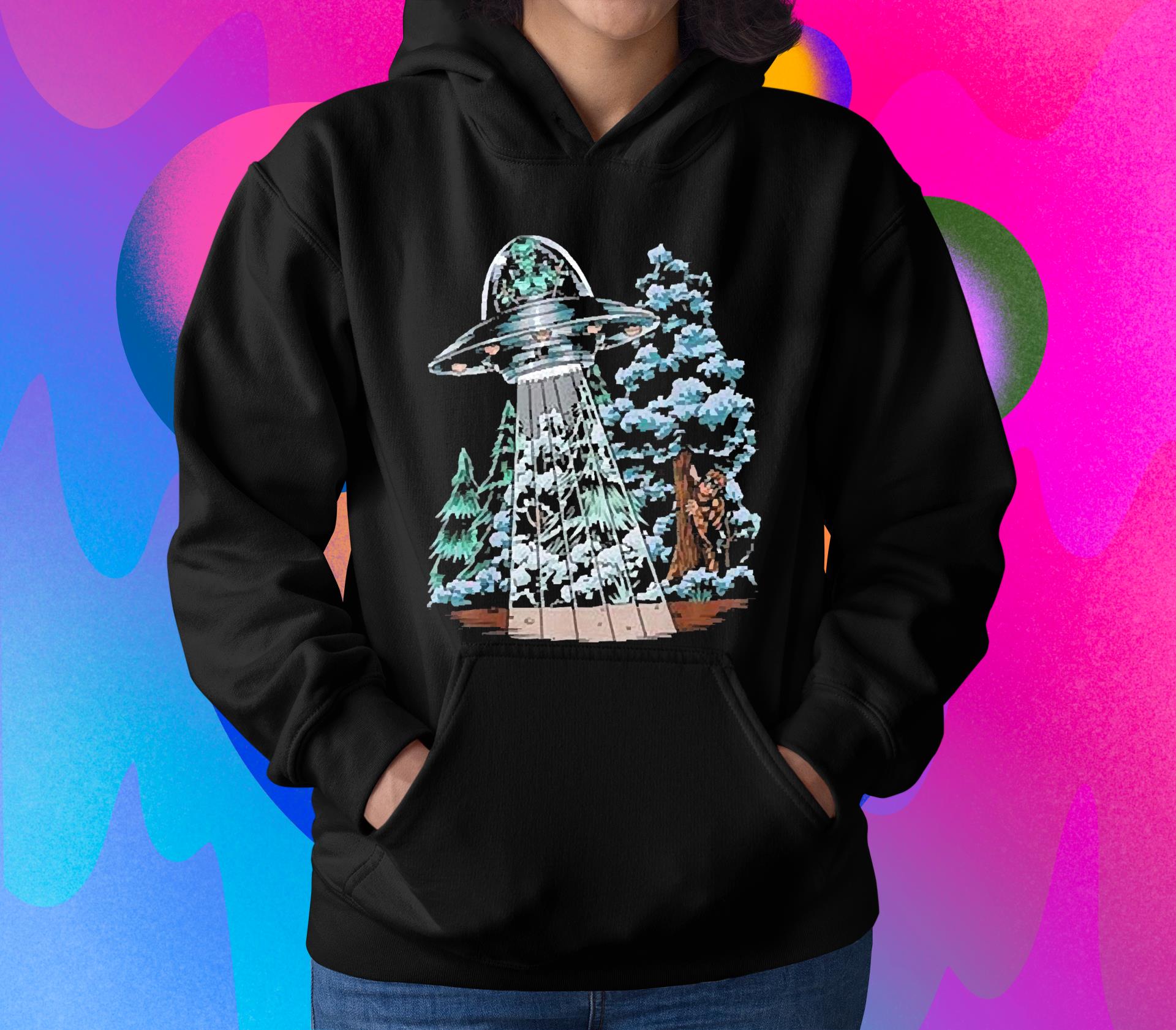 2022 Bigfoot Hiding From Alien In A UFO Behind A Tree Forest Shirt