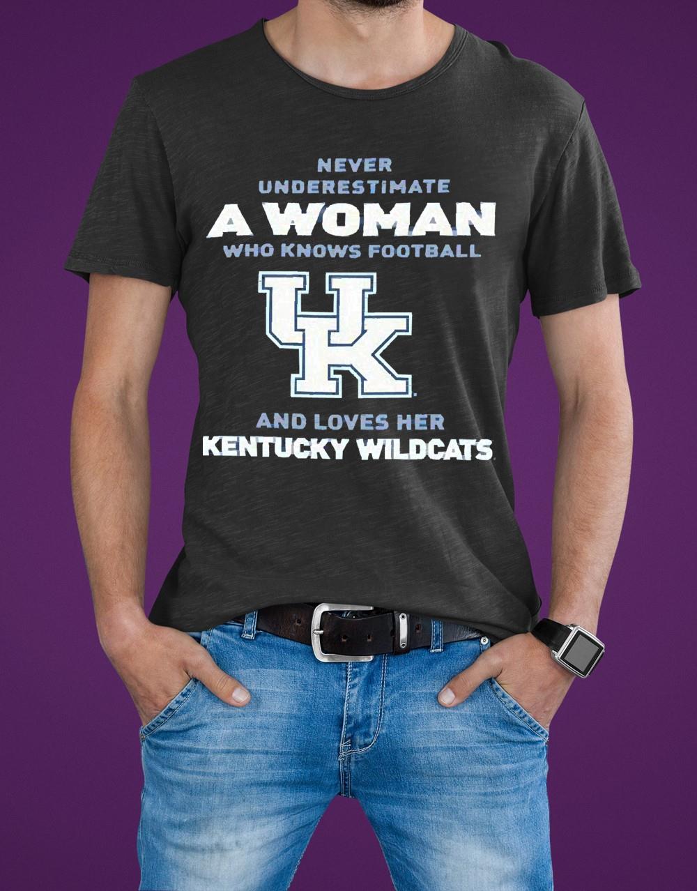 Never Underestimate A Woman Who Knows Football And Loves Her Kentucky Wildcats Logo 2022 Shirt Never Underestimate A Woman Who Knows Football And Loves Her Kentucky Wildcats Logo 2022 Shirt