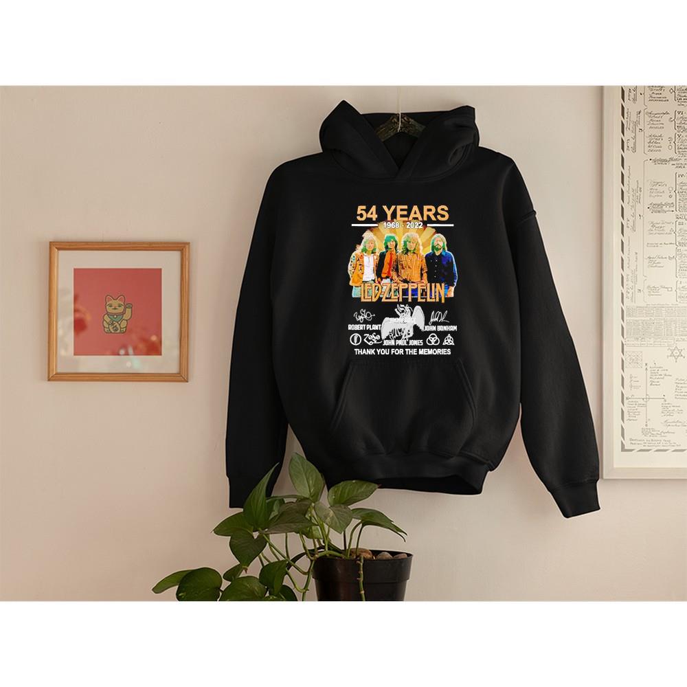 54 years 1968-2022 Led-Zeppelin thank you for the memories signatures shirt 1 Thebeatlestshirt News