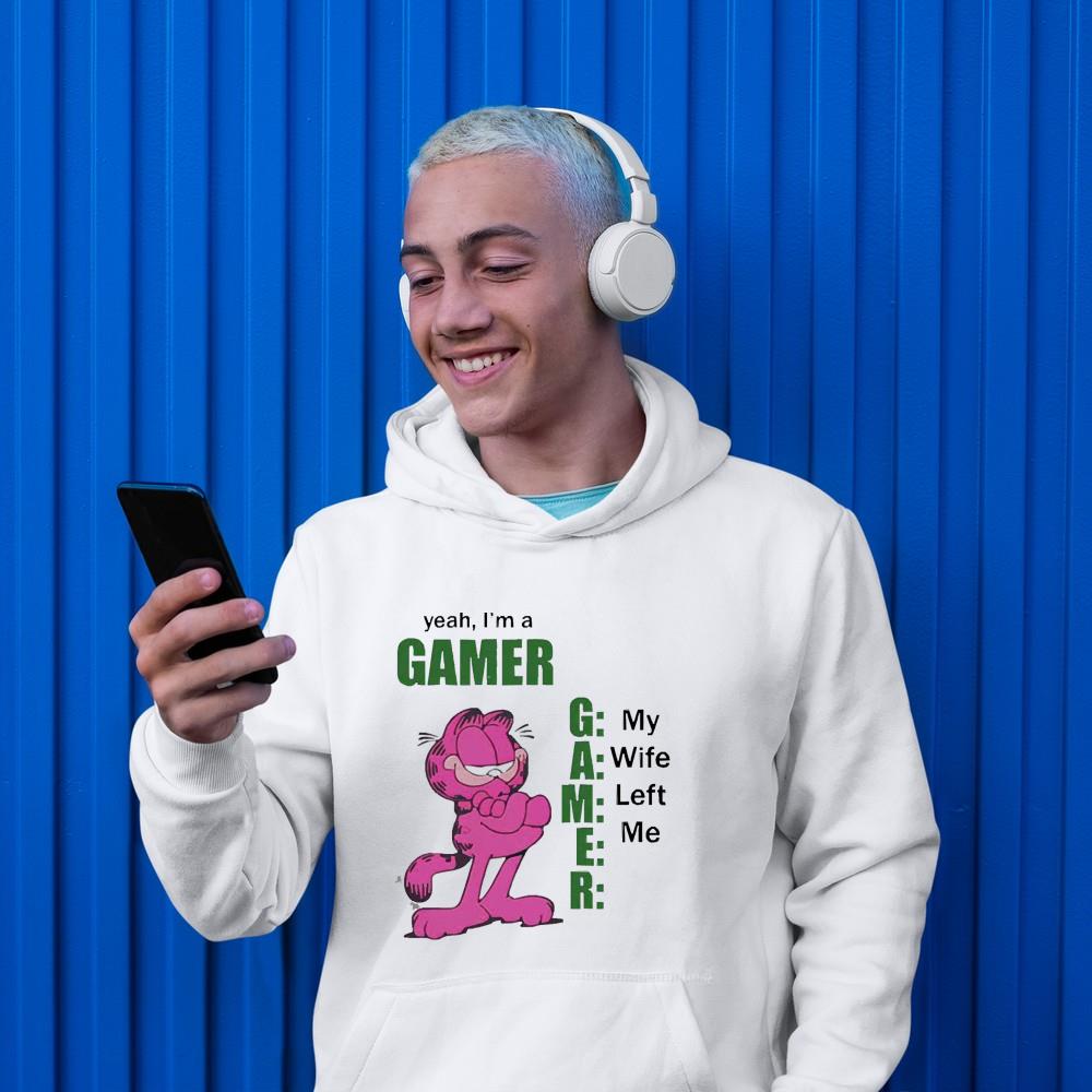 hh275 garfield pink yeah i m a gamer my wife left me shirt hoodie - Garfield Pink Yeah I’m a gamer my wife left me shirt