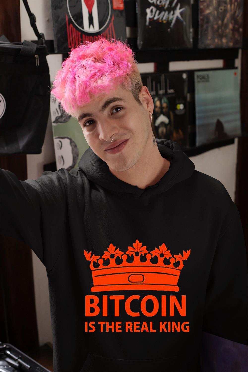 Bitcoin Is The Real King Shirt 1 MOTHERDAYSHIRTS NEWS