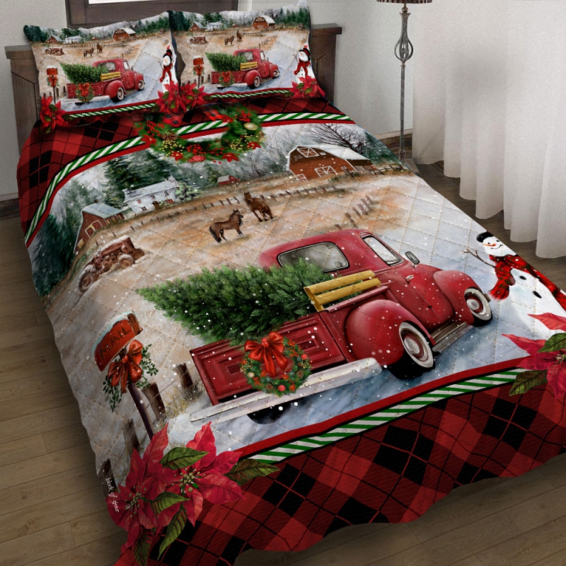 Red Truck Christmas Quilt Bed Set TRN453QS Block Of Gear Quilt 1