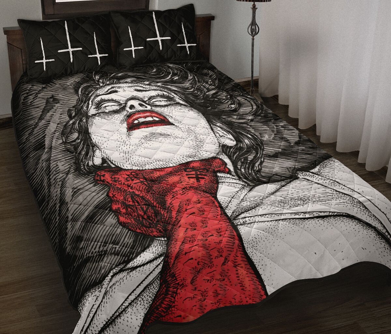 Choke me satan quilt bed set 1