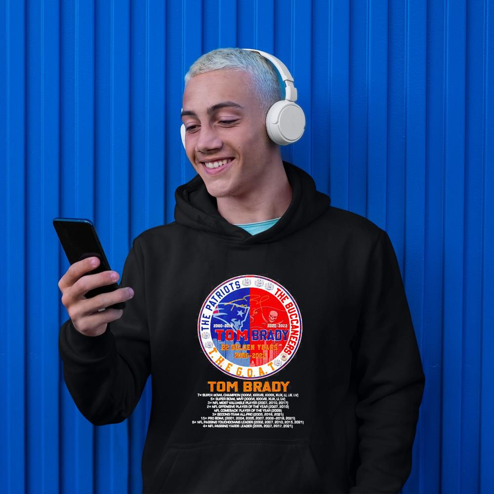 hue1211 the goat tom brady the patriots and the buccaneers 22 golden years 2002022 shirt hoodie - The Goat Tom Brady The Patriots and The Buccaneers 22 Golden Years 200-2022 shirt