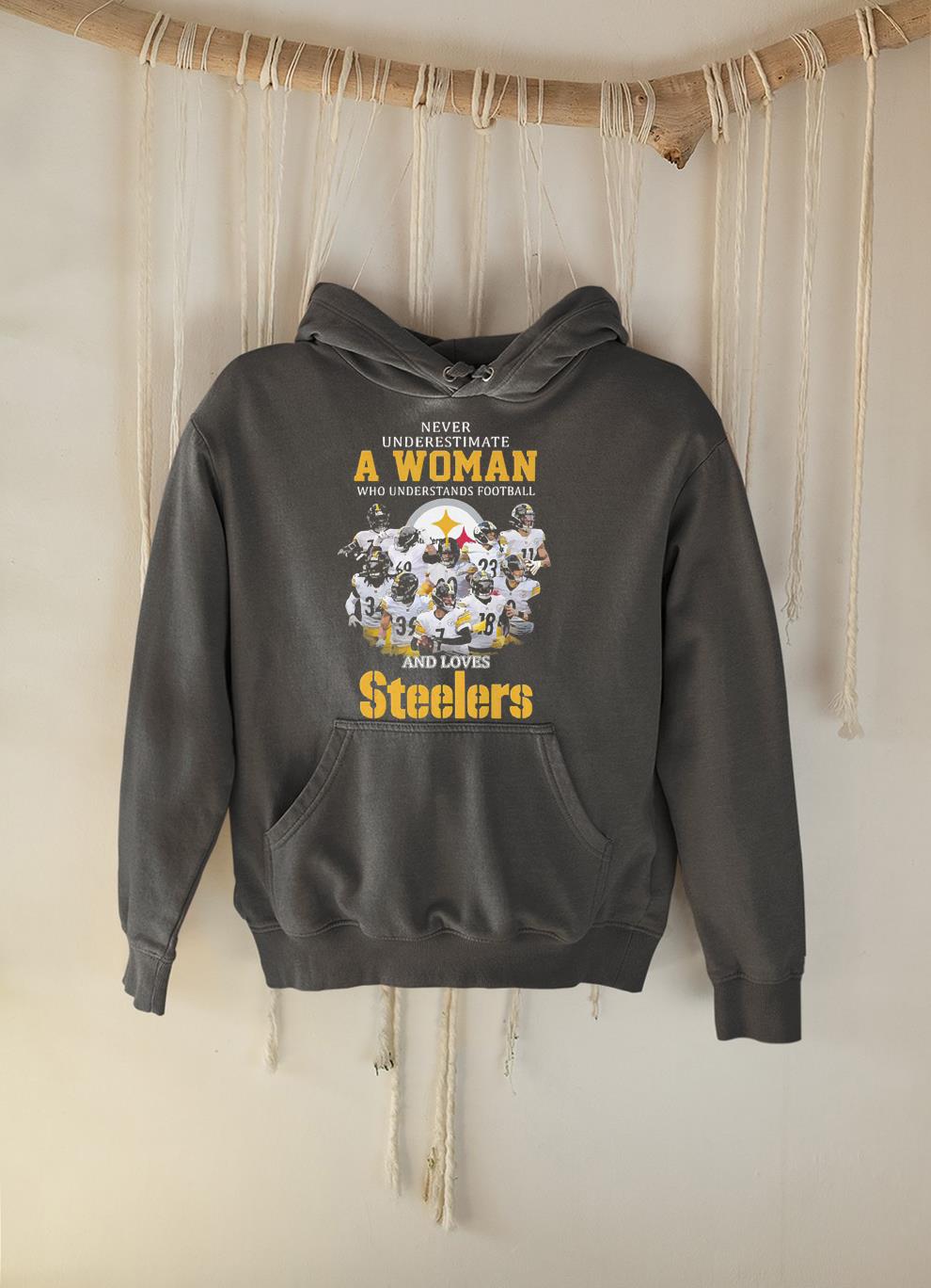 Never underestimate a woman who understands football and loves Pittsburgh Steelers t-shirt 3
