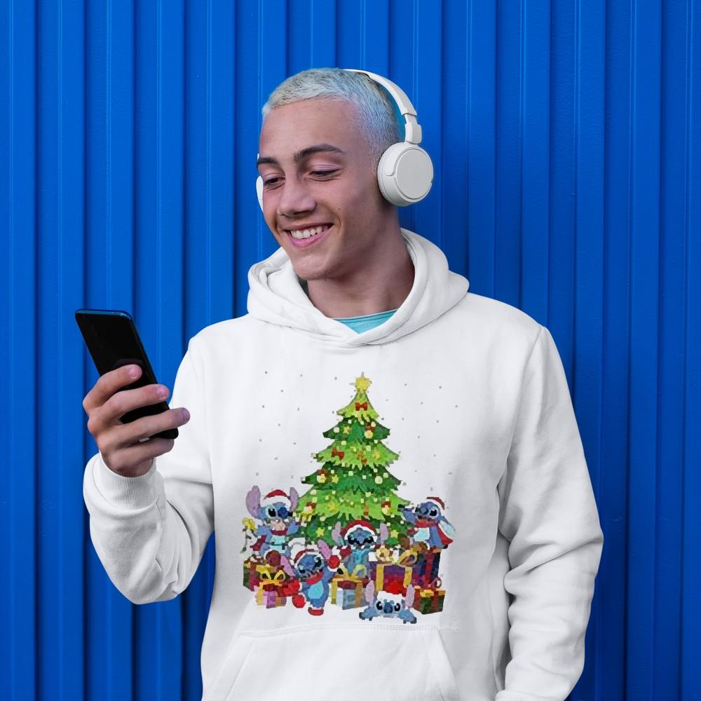 Stick Santa aound Christmas tree shirt 97 Gameofthronesteeshirt News