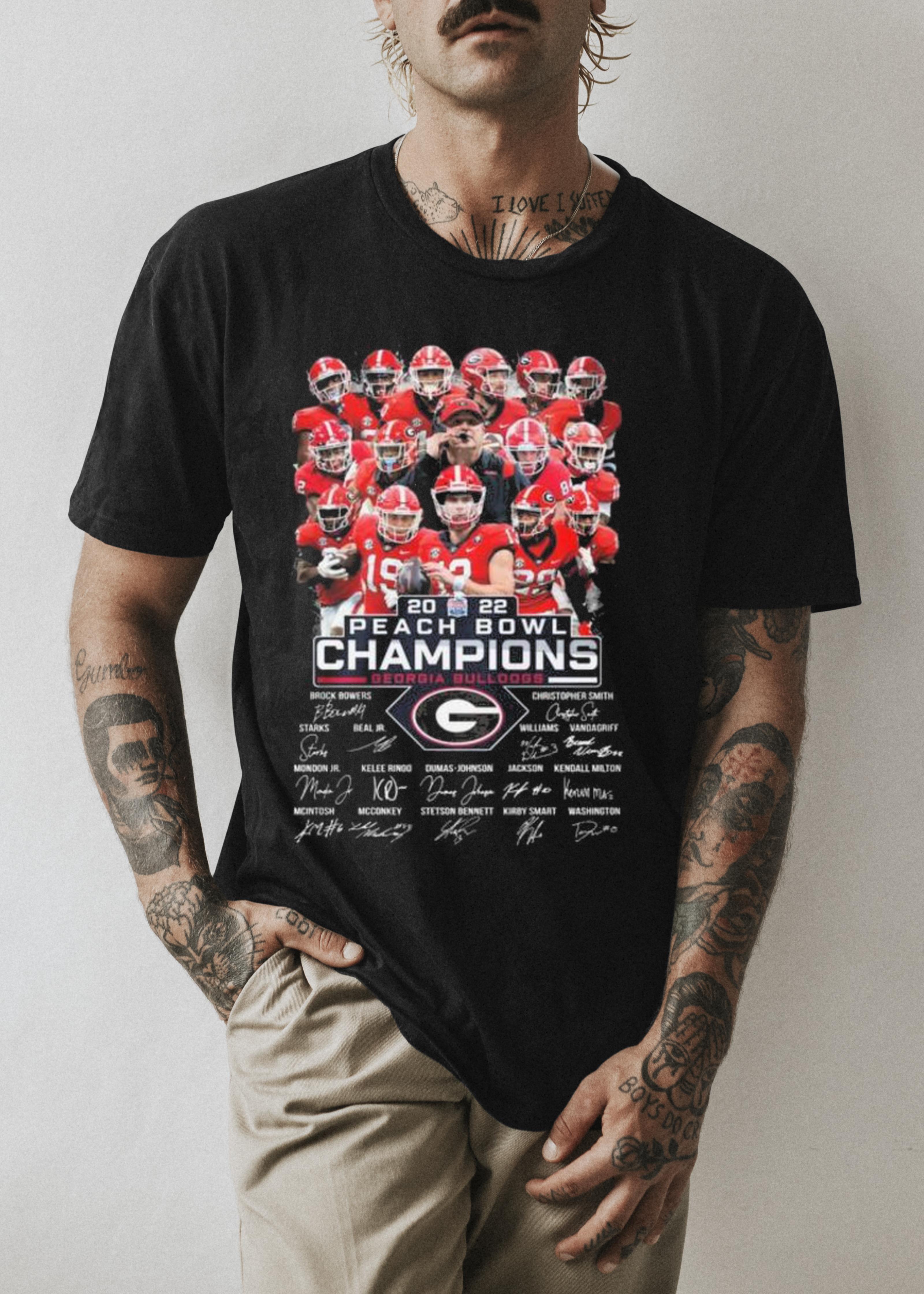 Georgia Bulldogs 2022 peach bowl champions signatures shirt 1